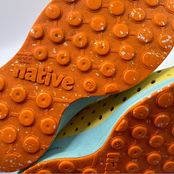 Native Robbie Shoes Child Size 9 US Yellow Blue Sugarlite Grippy Rubber Slip-On - Picture 11 of 12